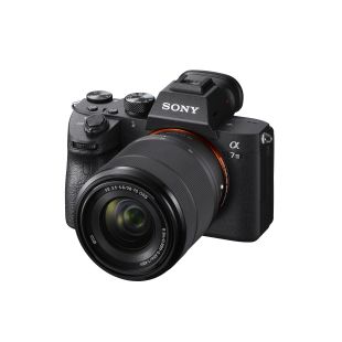 Sony täiskaader hübriidkaamera a7M3, 28-70 mm kit, must