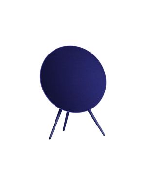Bang & Olufseni Beoplay A9 multiruum wifi kõlar on taldriku kujuline, mida hoiavad püsti kolm puidust jalga