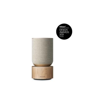 Bang & Olufseni Beosound Balance multiruum Wifi kõlar on puidust alusel heleda kangast kõlari kattega