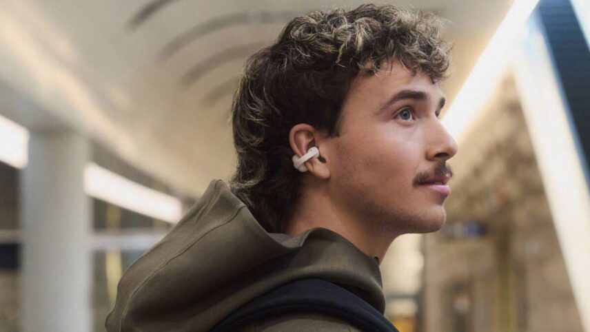 Sony tutvustas uut tüüpi kõrvaklappe: LinkBuds Clip hoiab sind muusikat kuulates maailmaga ühenduses